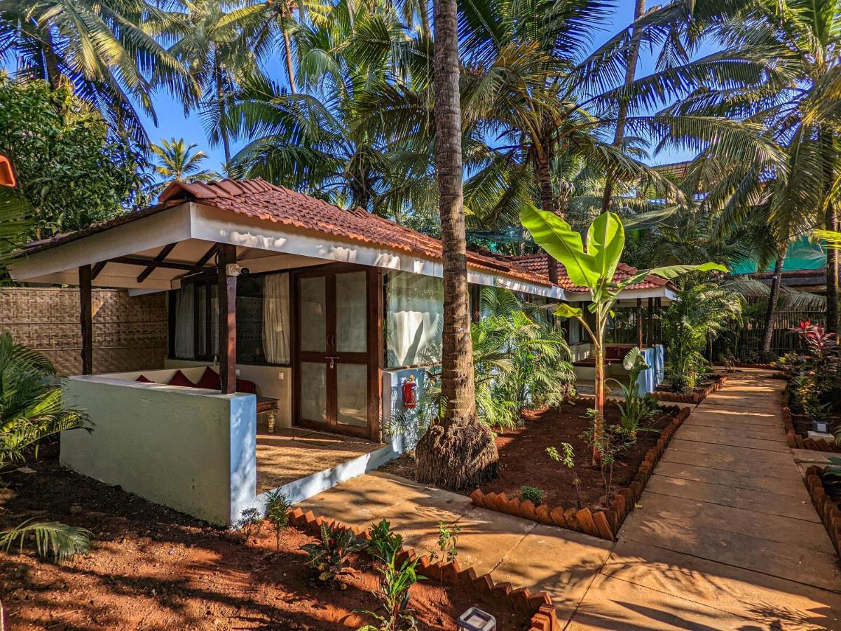 De Soul Sante Beach Resorts Morjim Goa Exterior photo