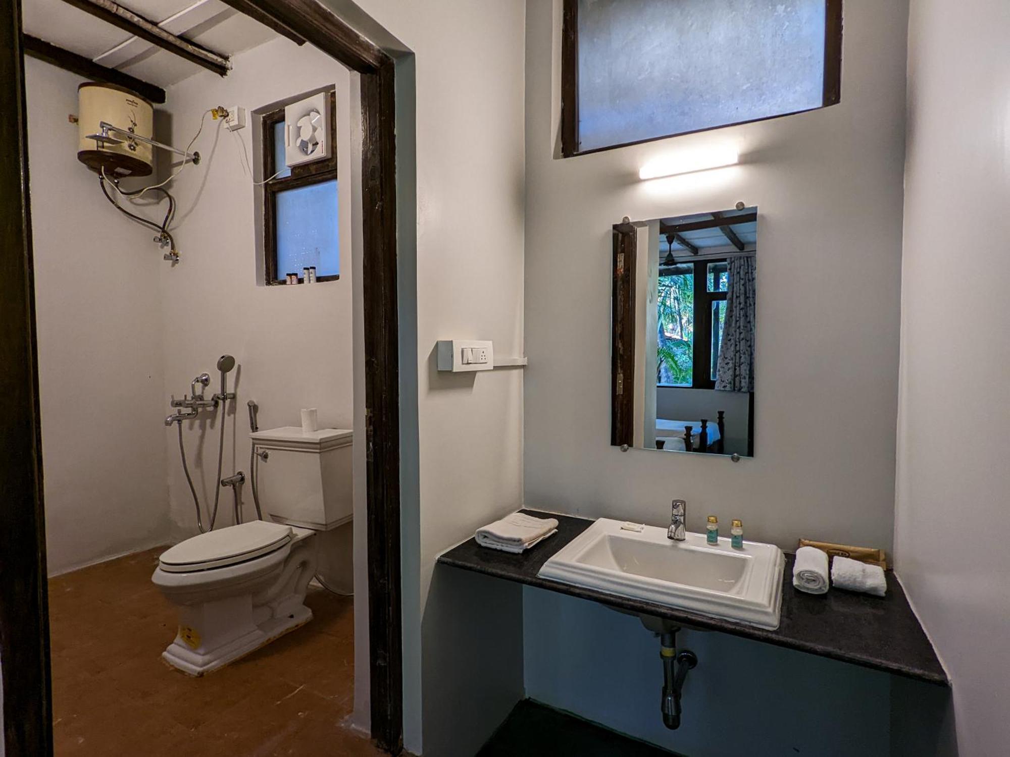 De Soul Sante Beach Resorts Morjim Goa Exterior photo