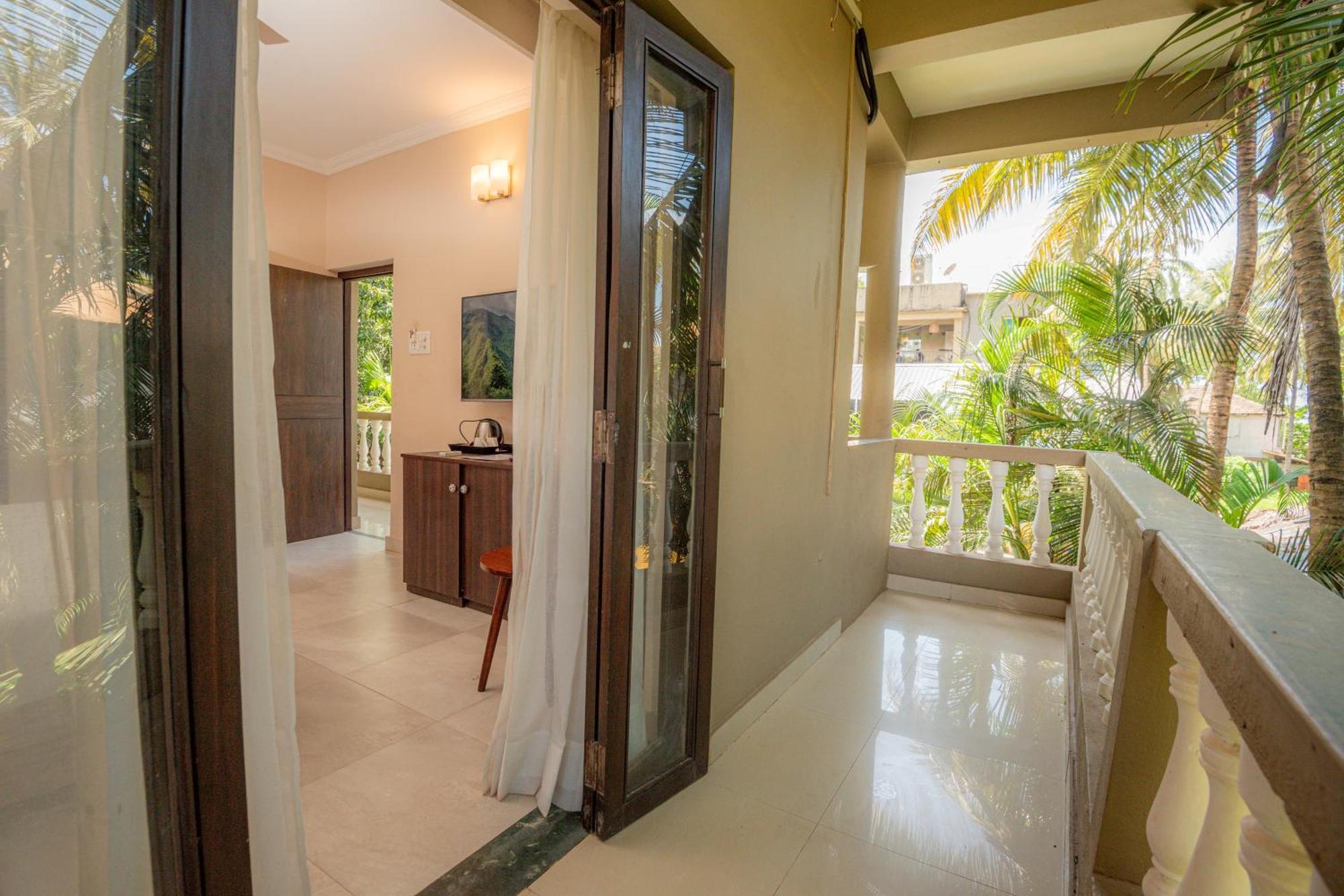 De Soul Sante Beach Resorts Morjim Goa Exterior photo