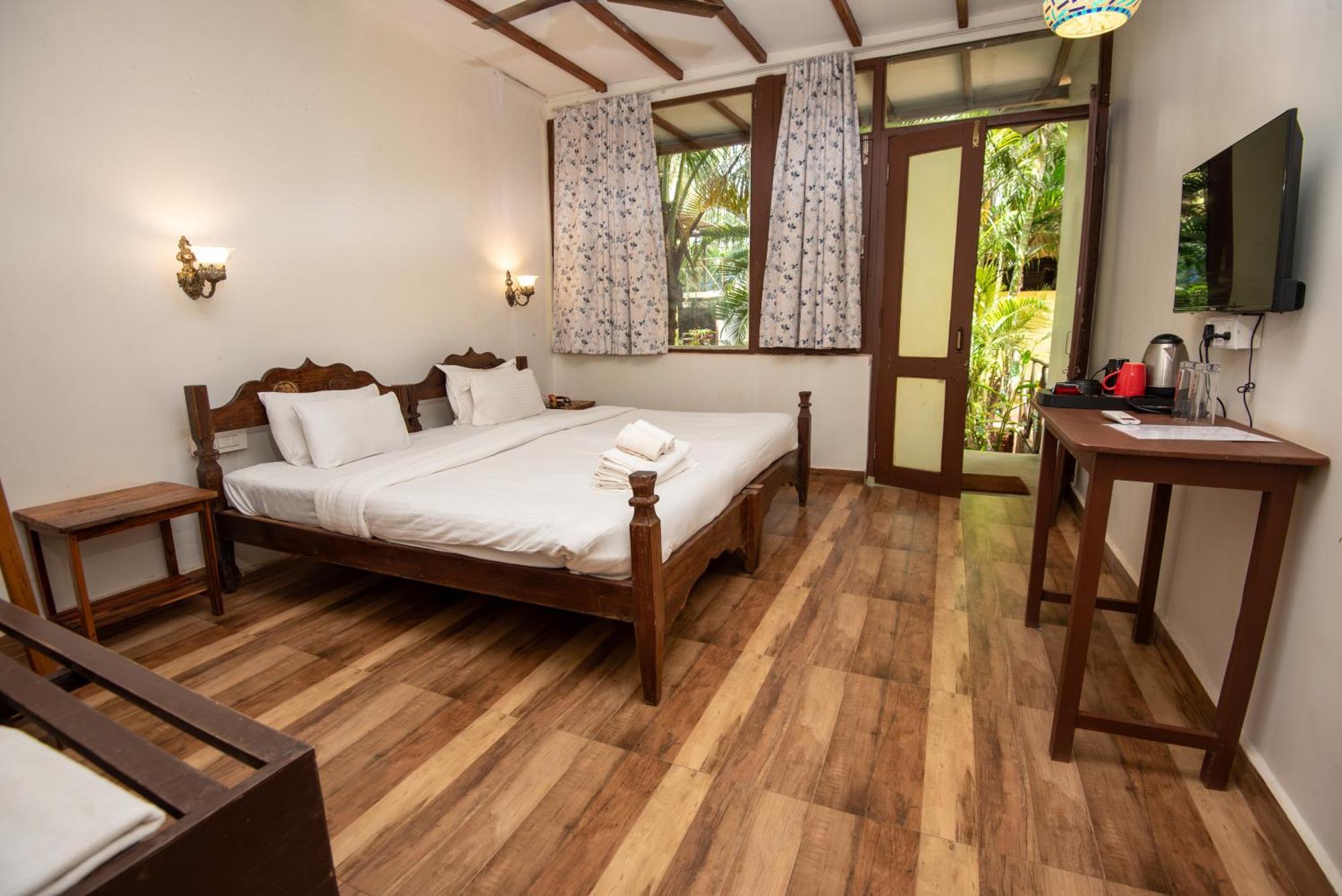 De Soul Sante Beach Resorts Morjim Goa Exterior photo